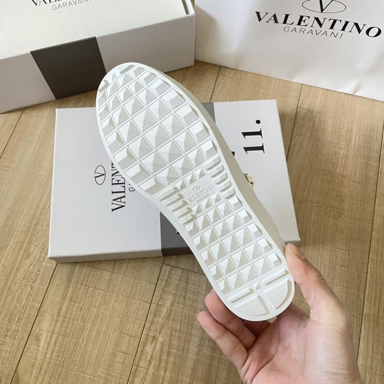 Valentino Women sneakers 132925
