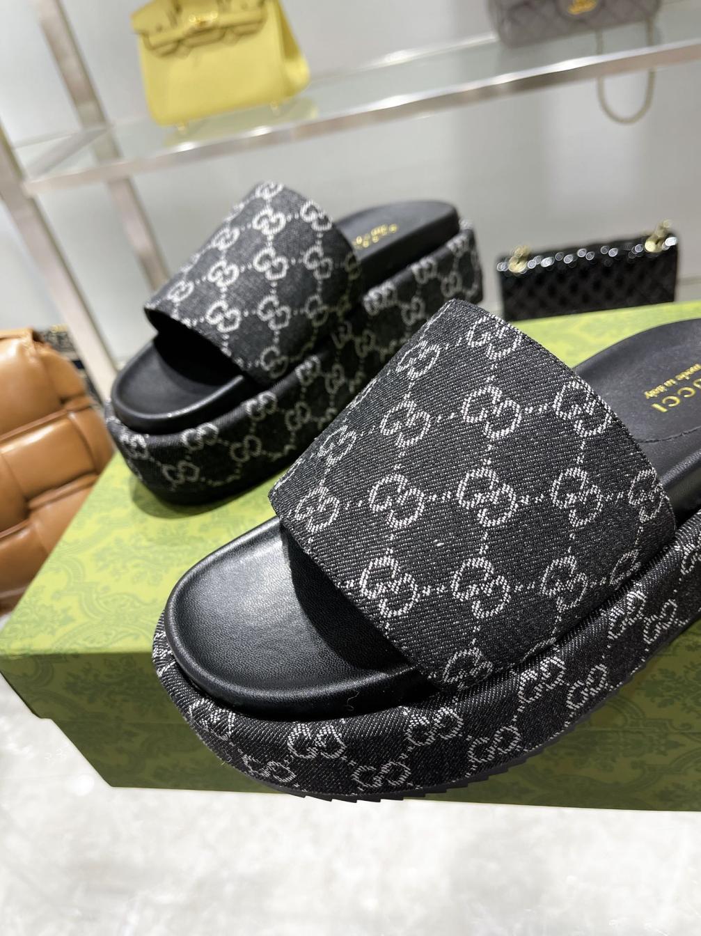 GUCCI women slippers 132964