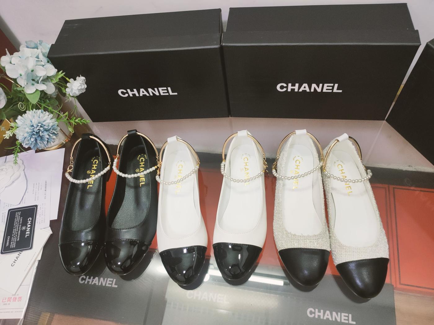 CHANEL pearls flat ballet shoes 132952