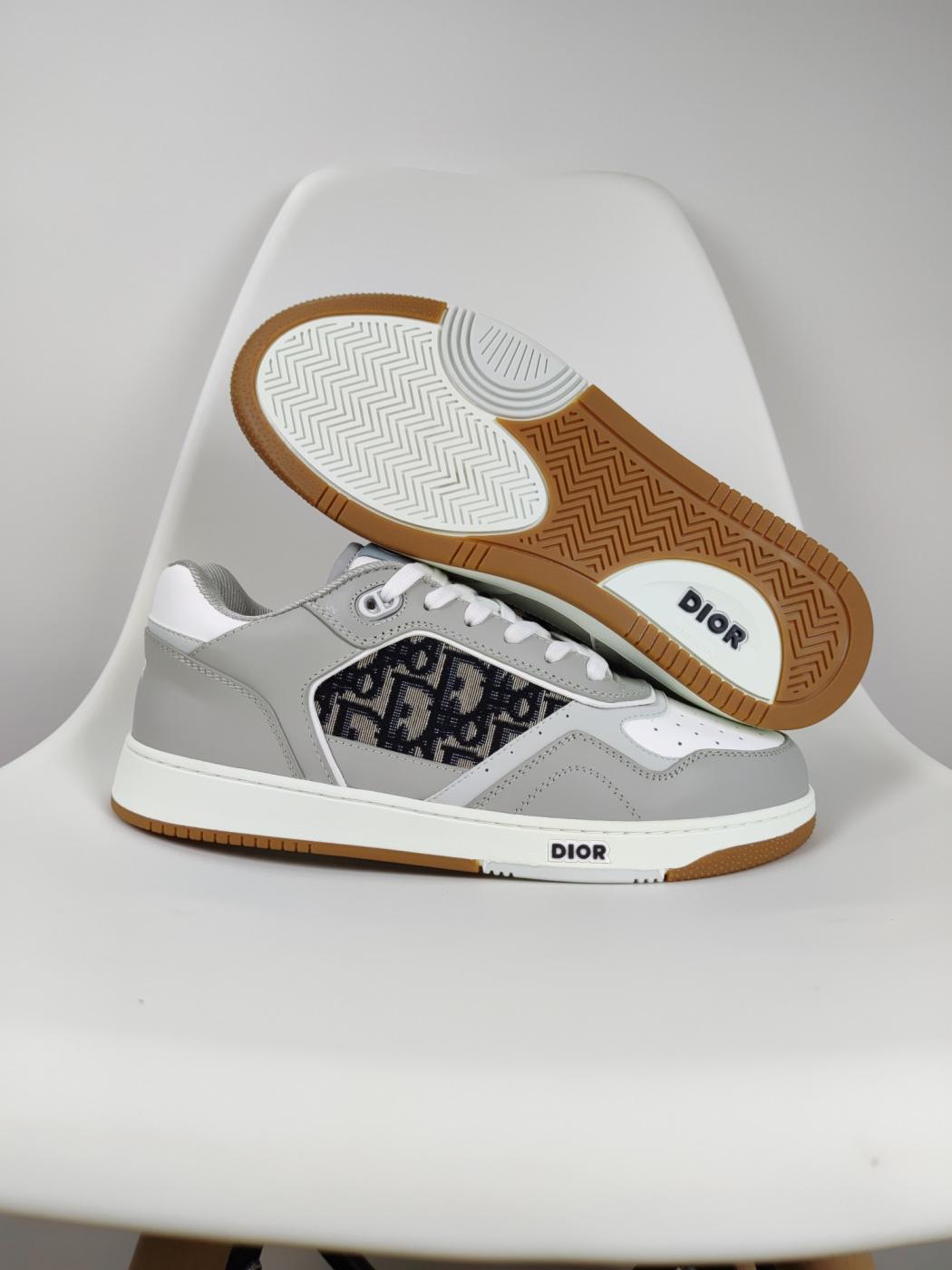 Dior Women/Men B27 sneaker