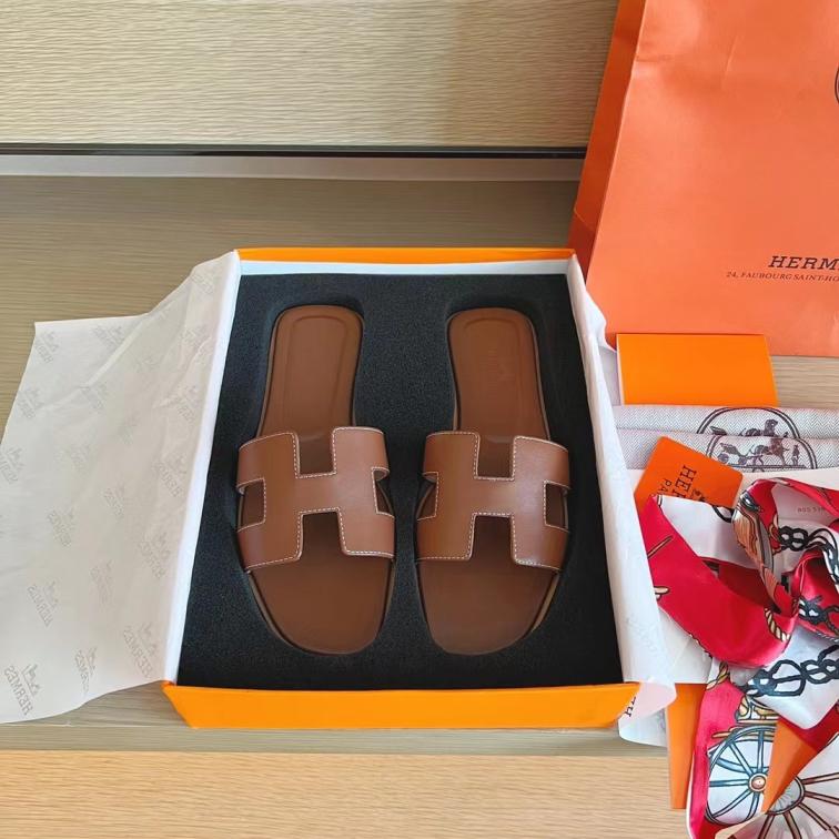 HERMES classic leather cowskin slippers 133029