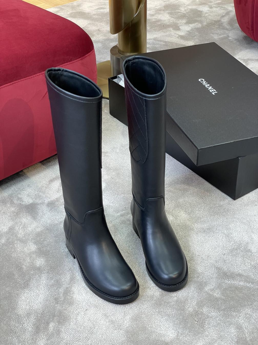 CHANEL women leather long boots