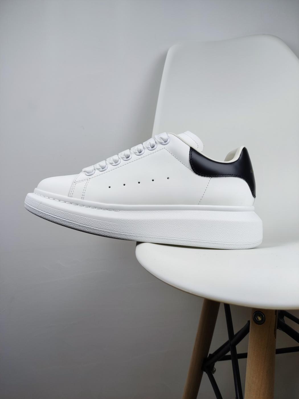 AlexanderMcQueen MCQ women/men sneakers 133251
