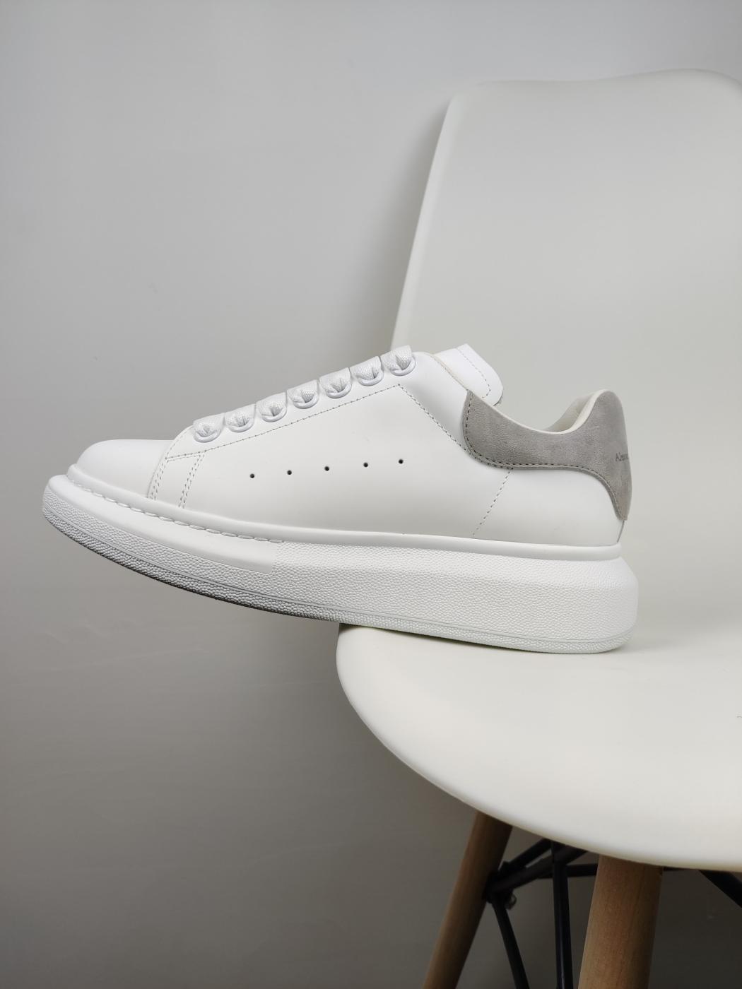 AlexanderMcQueen MCQ women/men sneakers 133250