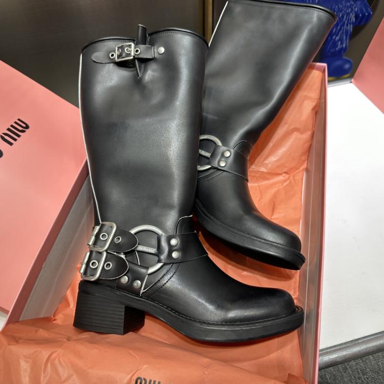 MiuMiu Cowskin leather Boot 133181