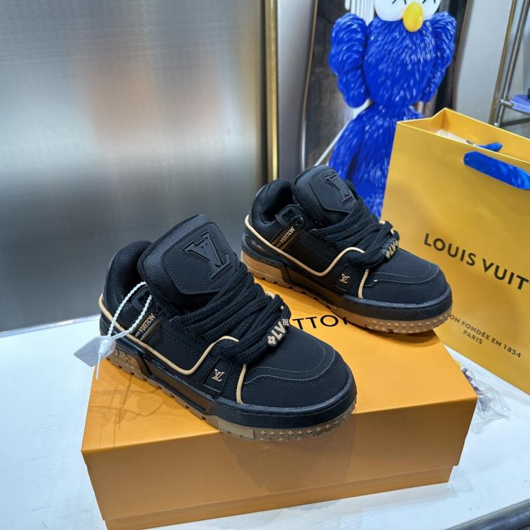 Louis vuitton LV Men/unisex Trainer sneakers 133165