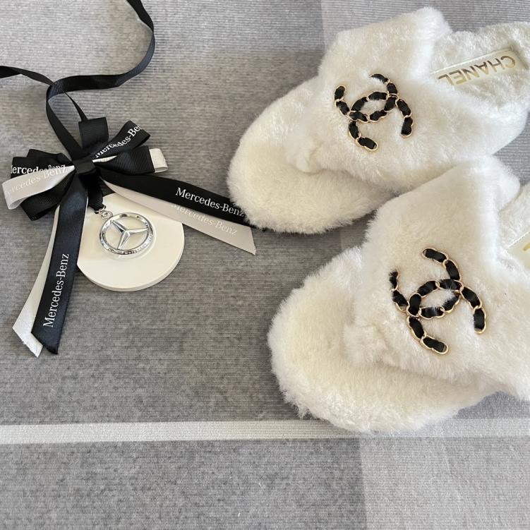 Chanel new CC slippers 133161