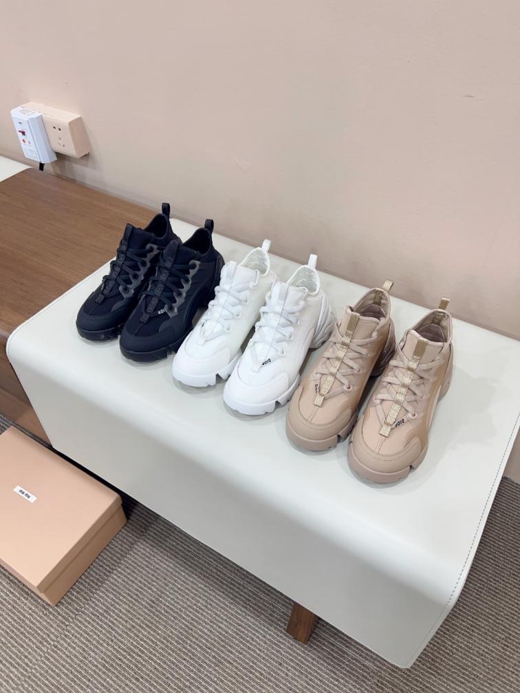 Dior women sneakers 133150