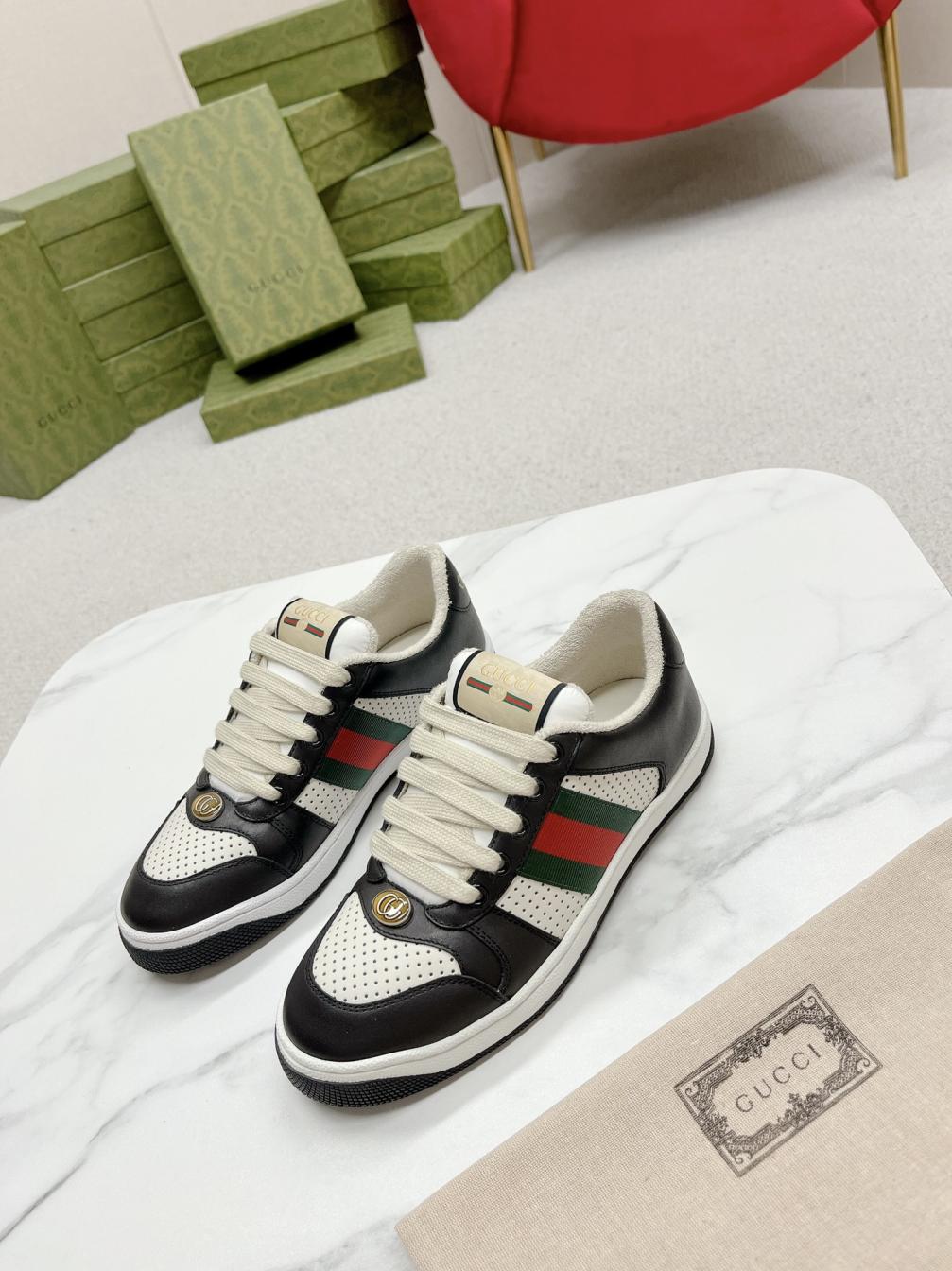 Gucci men/unisex vintage sneakers 133353