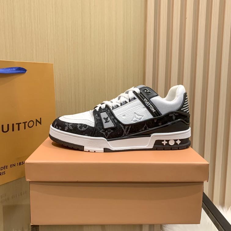 Louis Vuitton LV Trainer men unisex sneakers 133340