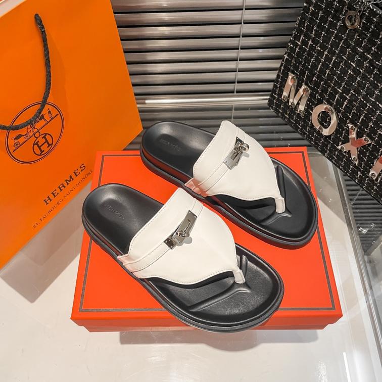HERMES women Flip-flops slippers 133333