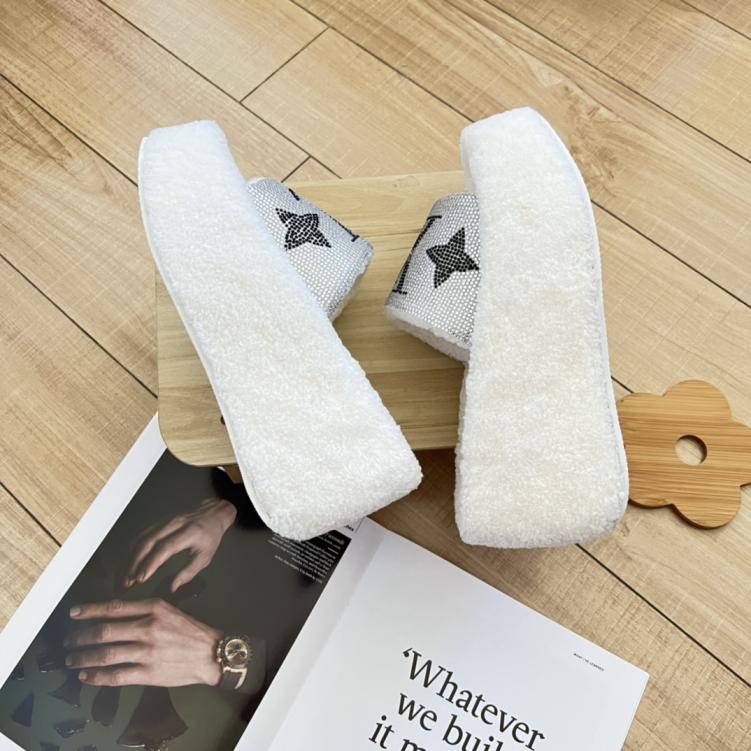 LV women 2024 slippers 133427