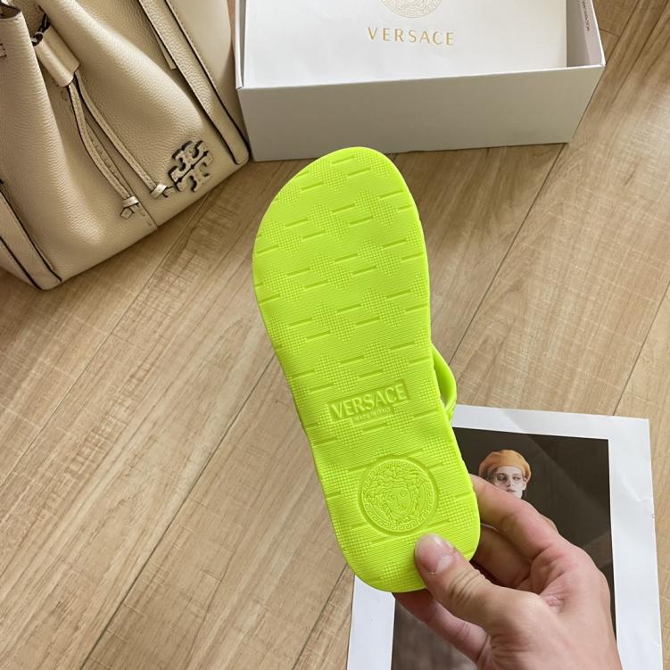 VERSACE New slippers 133569