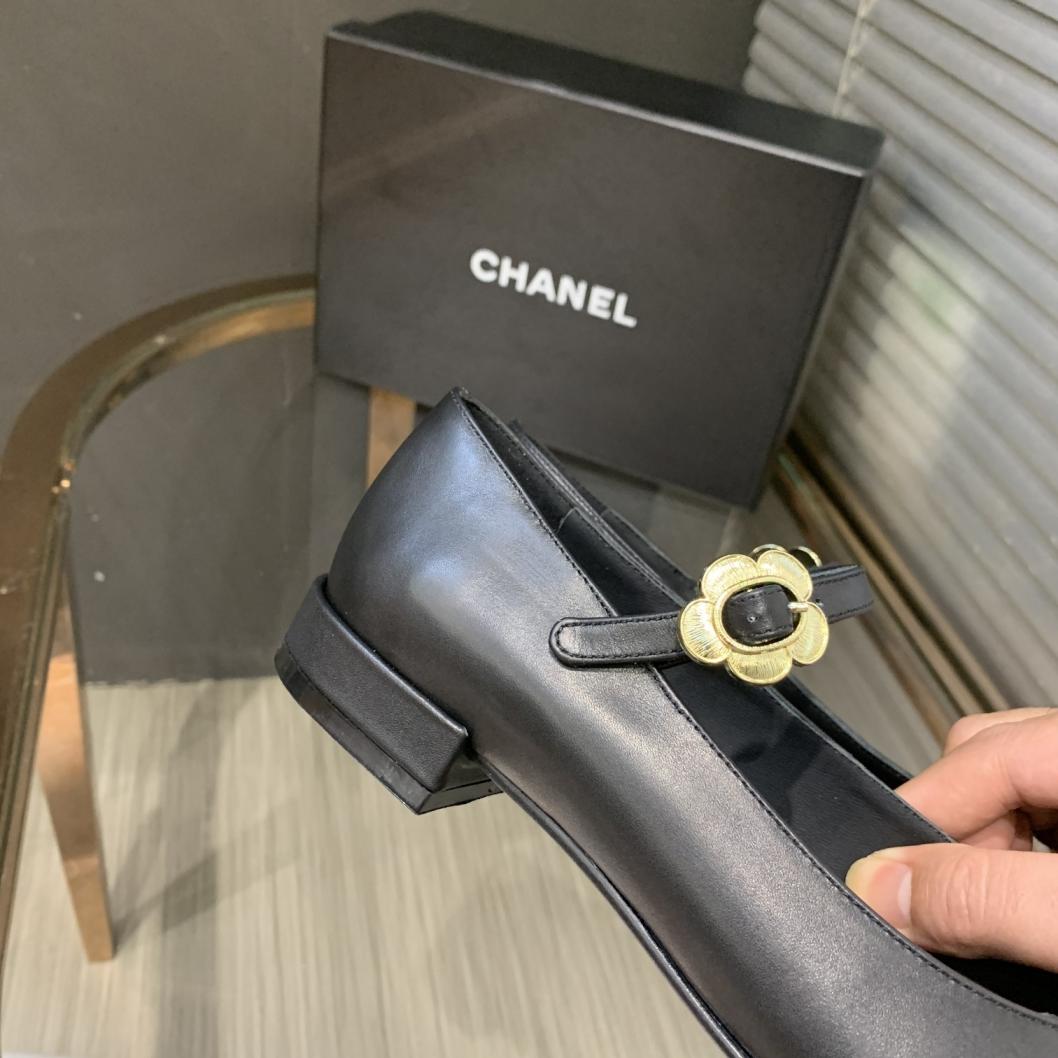 Chanel leather flat shoes 133566