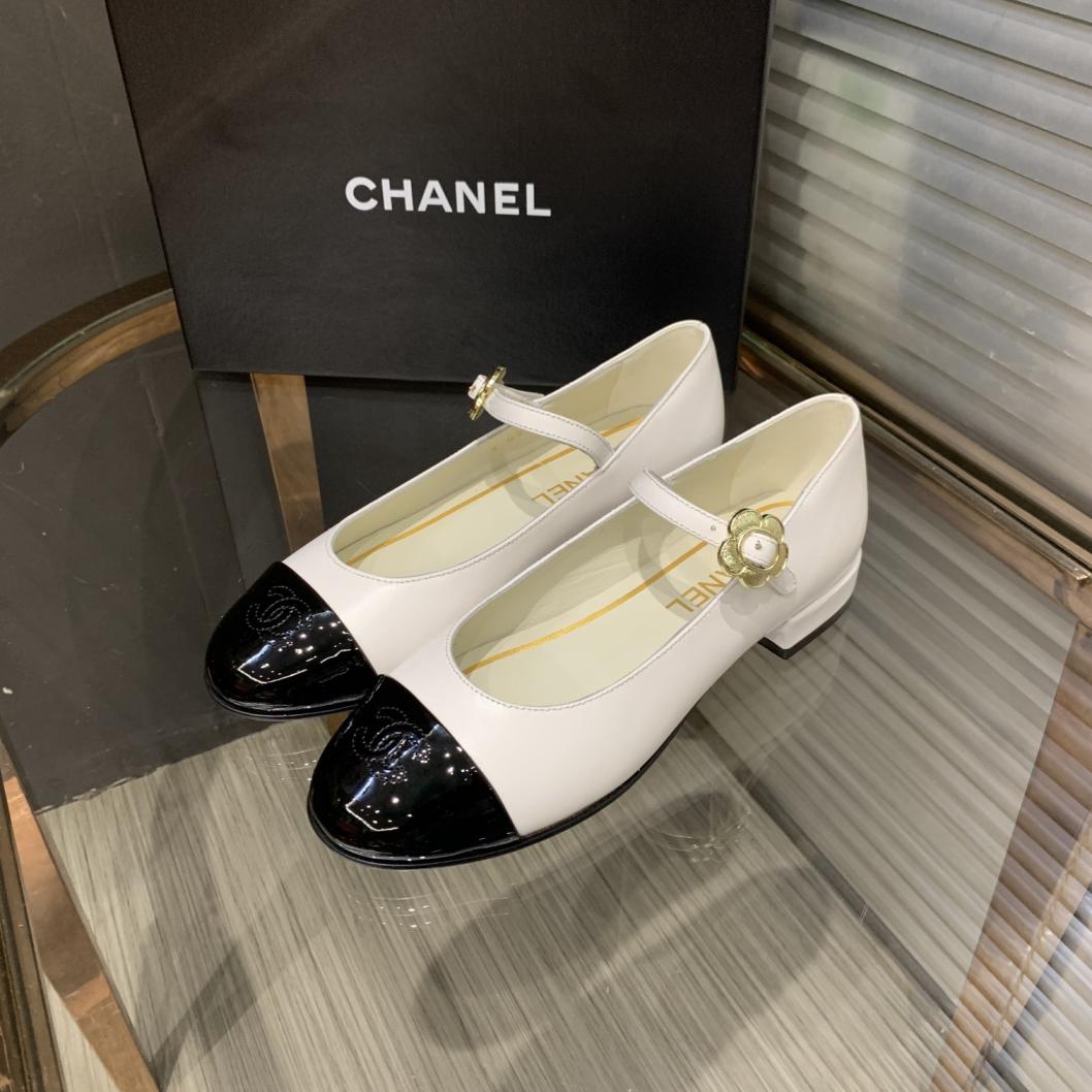 Chanel leather flat shoes 133565