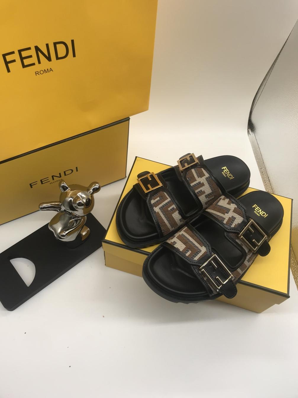 FENDI Slippers 133612