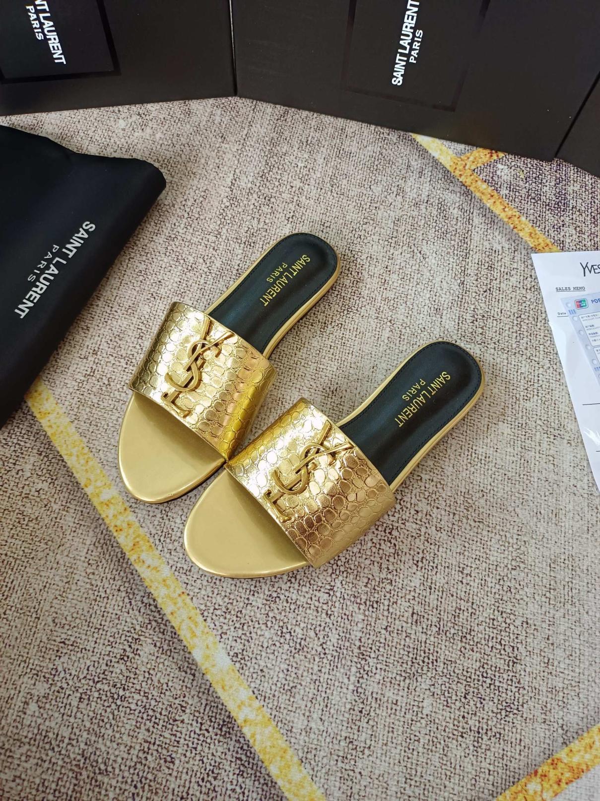 YSL Saint Laurent flat slippers 133640