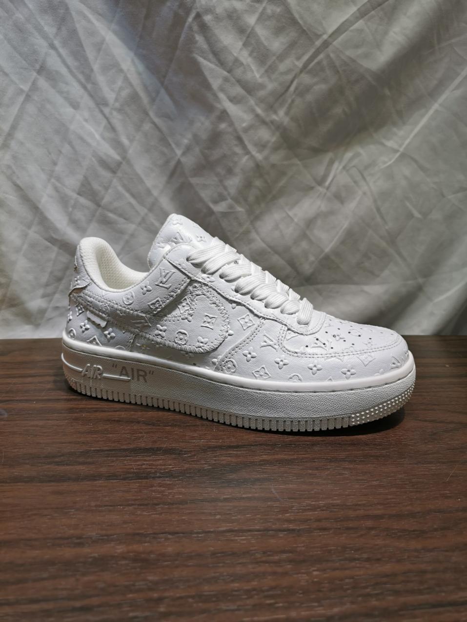 LV air Nike sneaker 133752