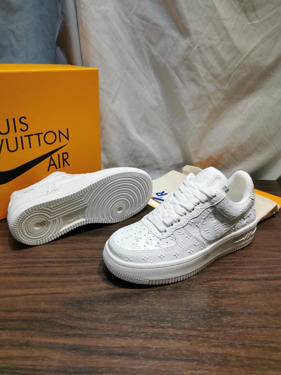 LV air Nike women sneaker 133752