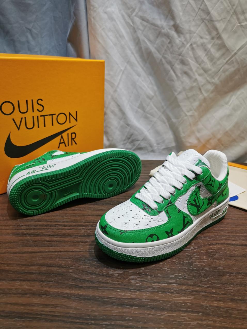 LV air Nike men unisex sneaker 133751