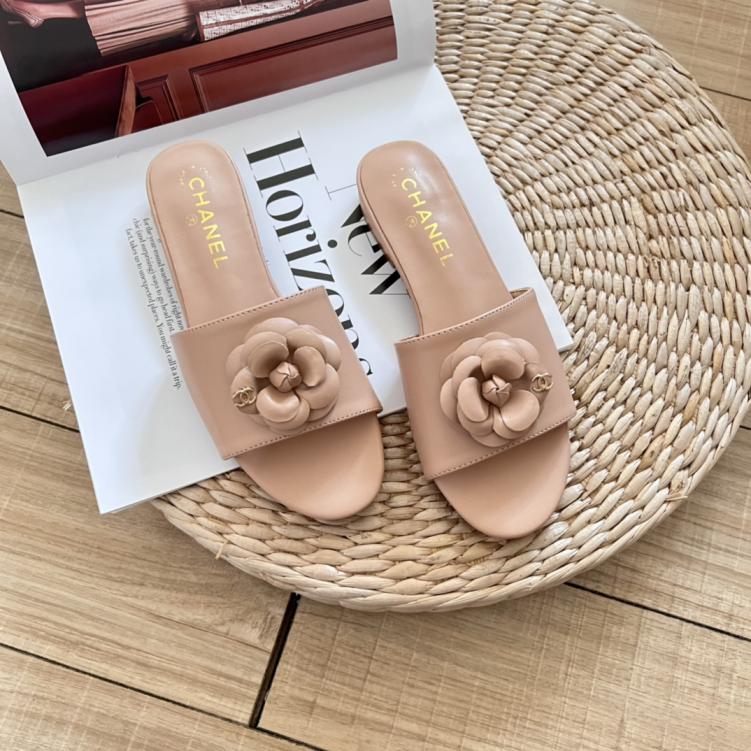 CHANEL 2024 camellia flat slippers