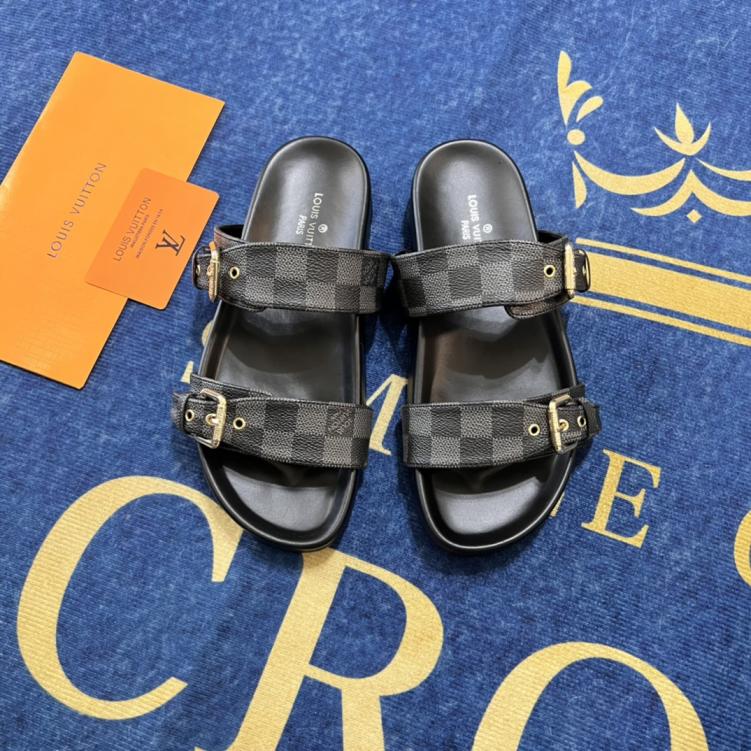 Louis Vuitton LV women/men slippers 133871