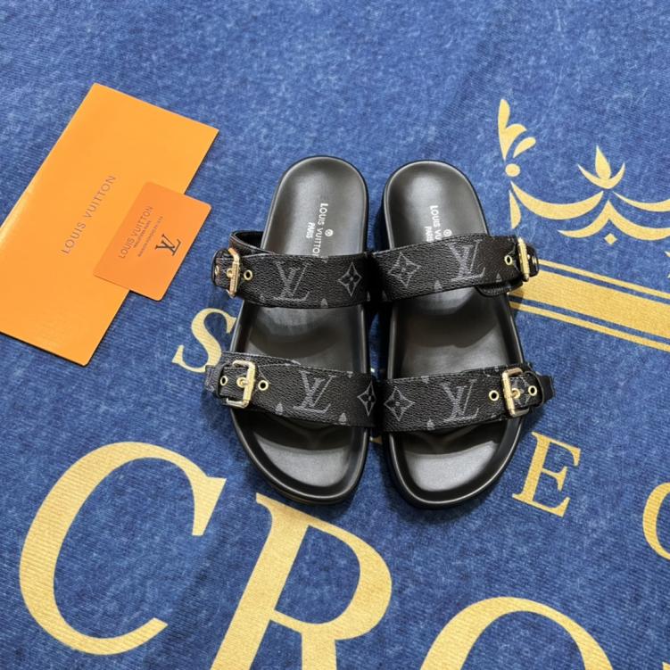 Louis Vuitton LV women/men slippers 133871