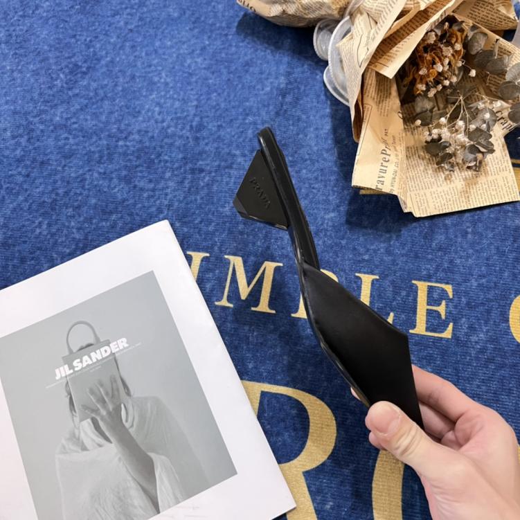 PRADA  heel slippers 133876