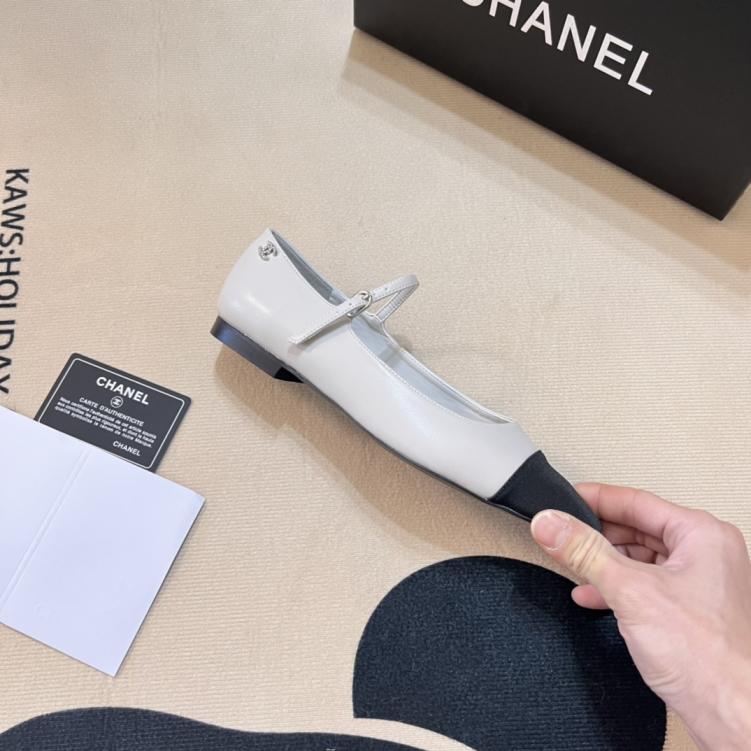 Chanel 2024 summer lambskin flat women shoes 133946