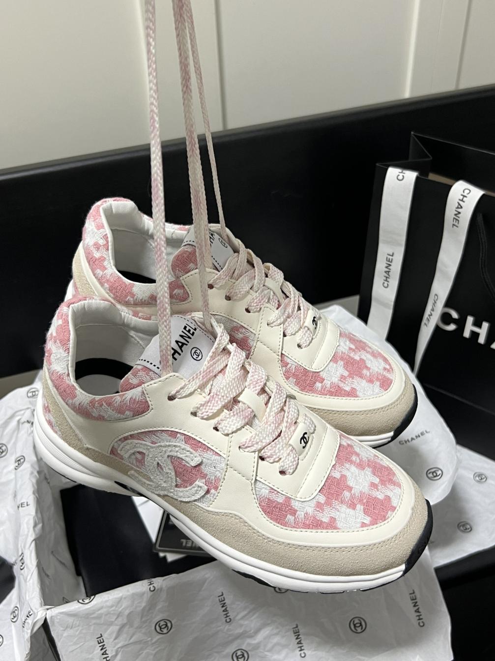 Chanel sneakers 133922