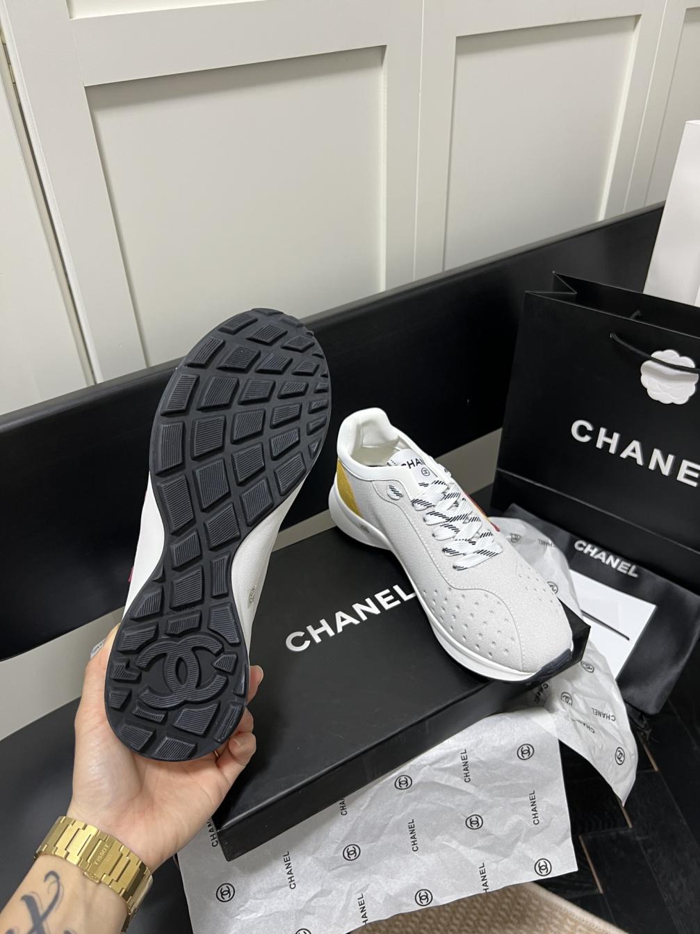 Chanel sneakers 133920