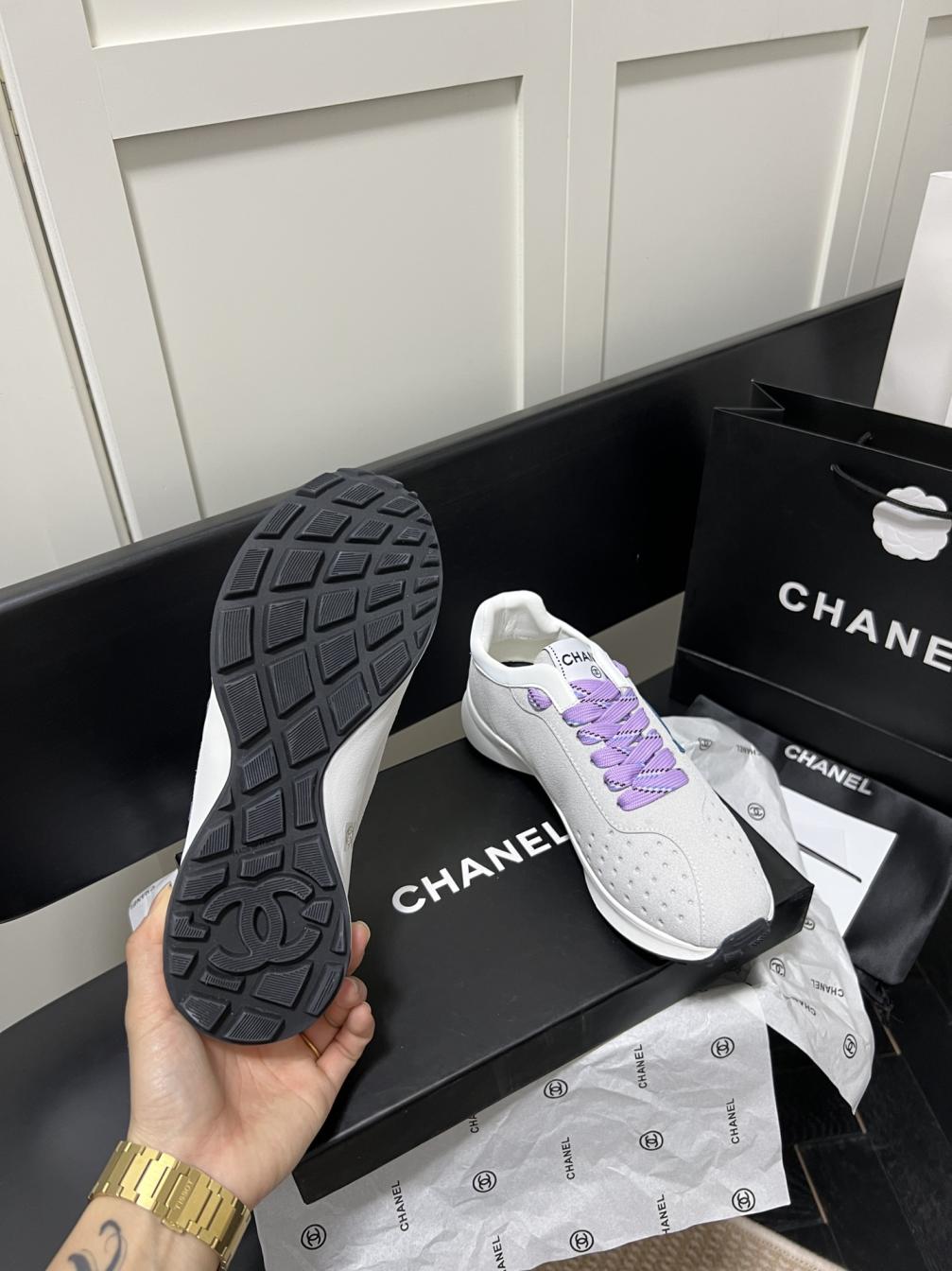 Chanel sneakers 133918