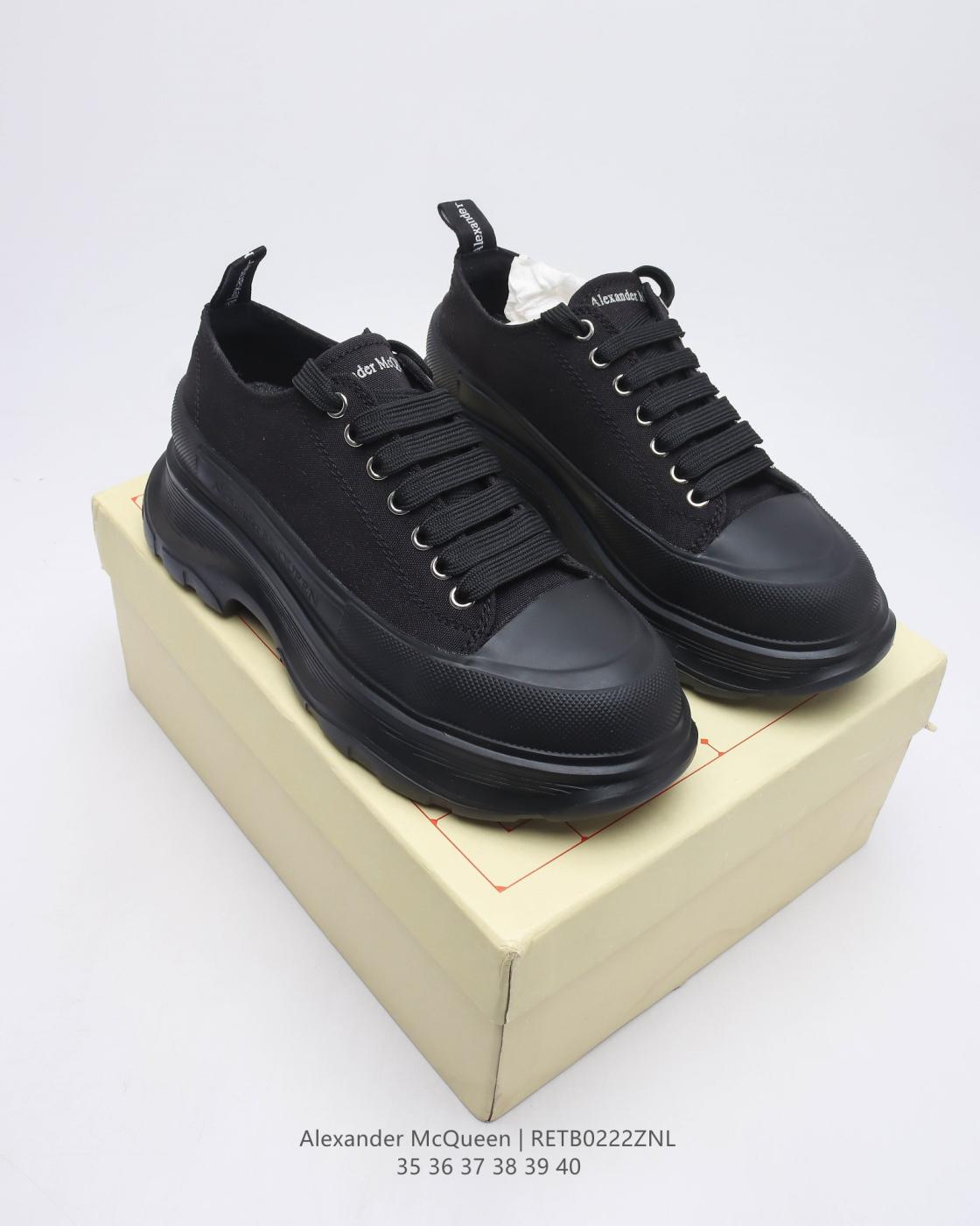 Alexander McQueen unisex sneaker