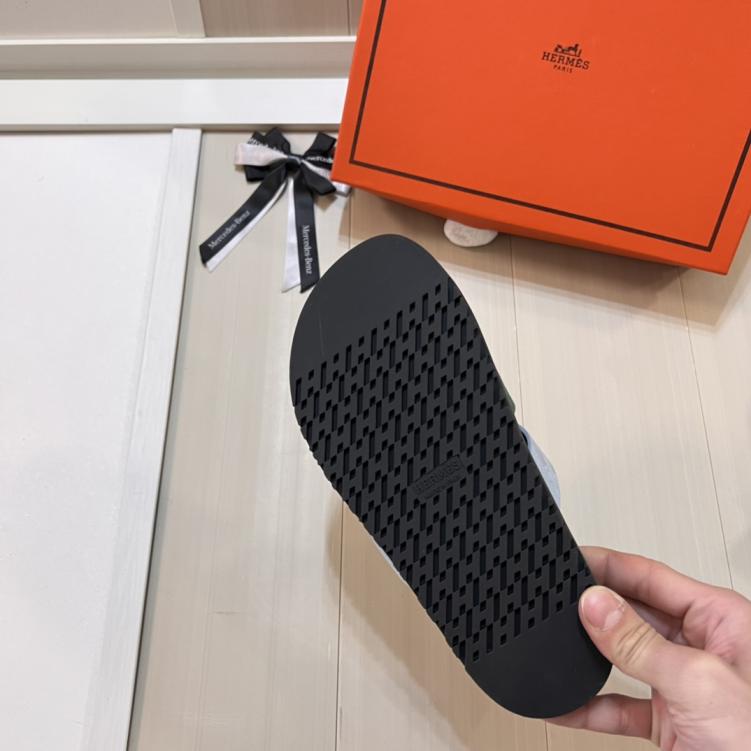 Hermes H slippers
