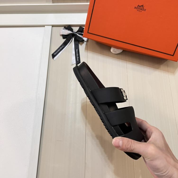 Hermes H slippers