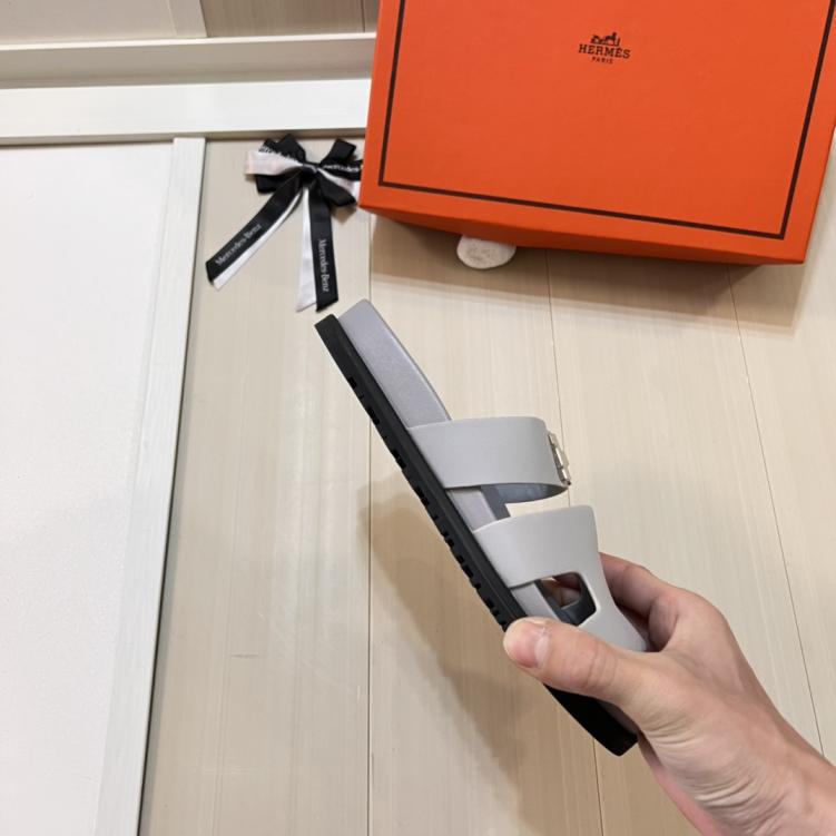 Hermes H slippers