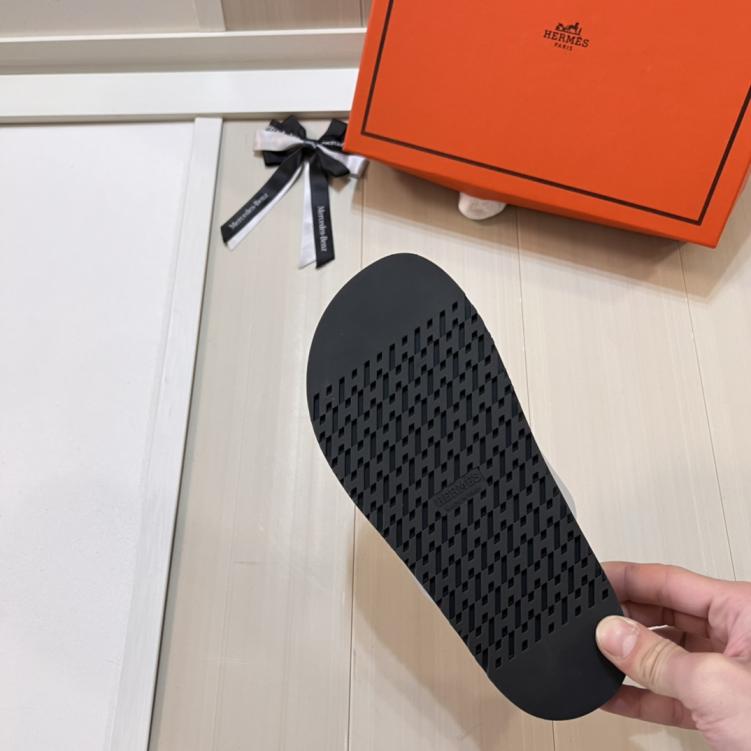 Hermes H slippers