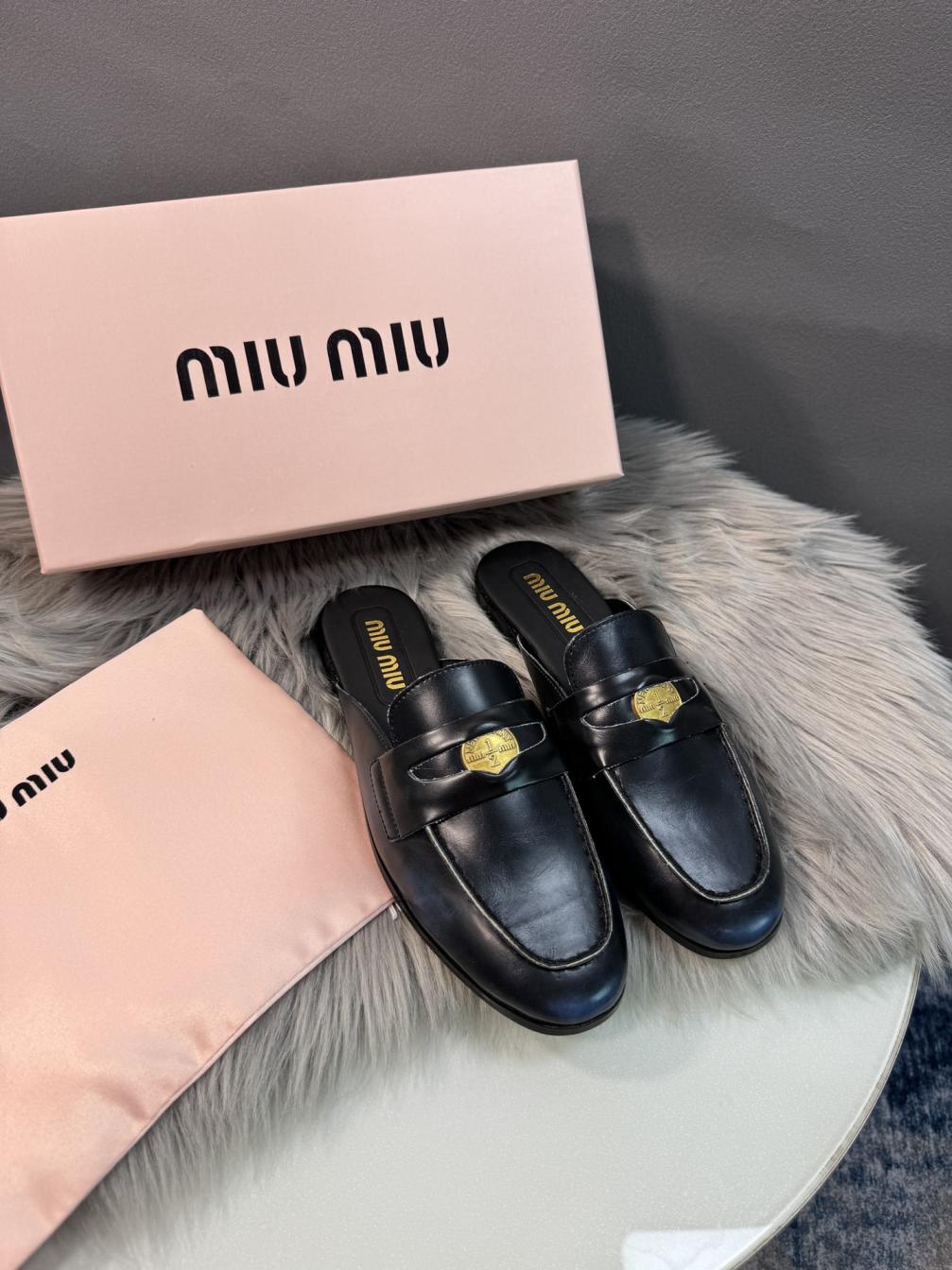MIU MIU  2024 leather flat slippers