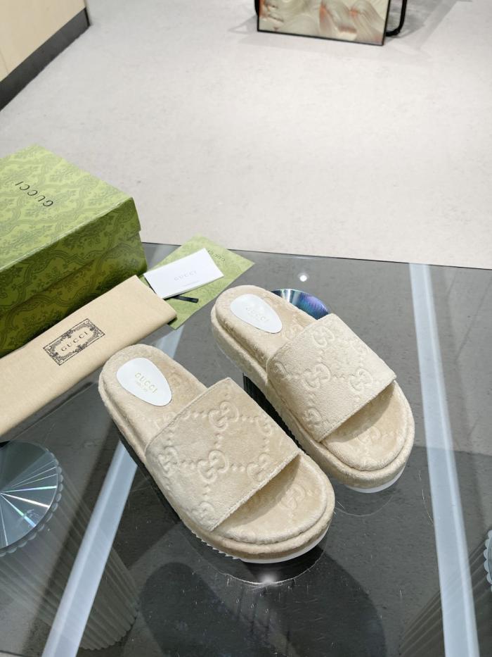 Gucci GG velvet slippers