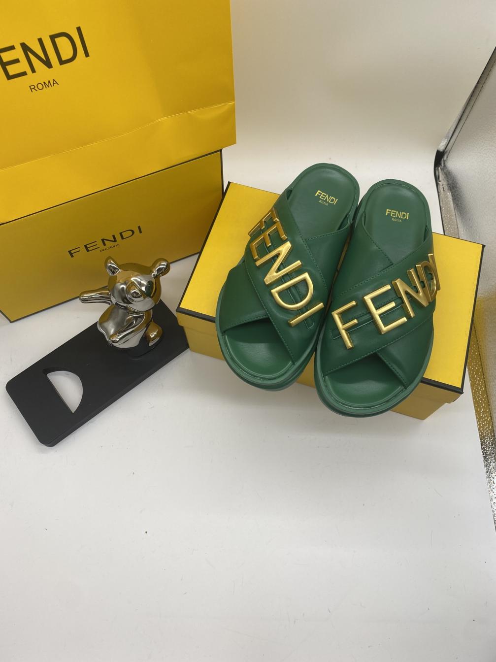 FENDI leather flat slippers