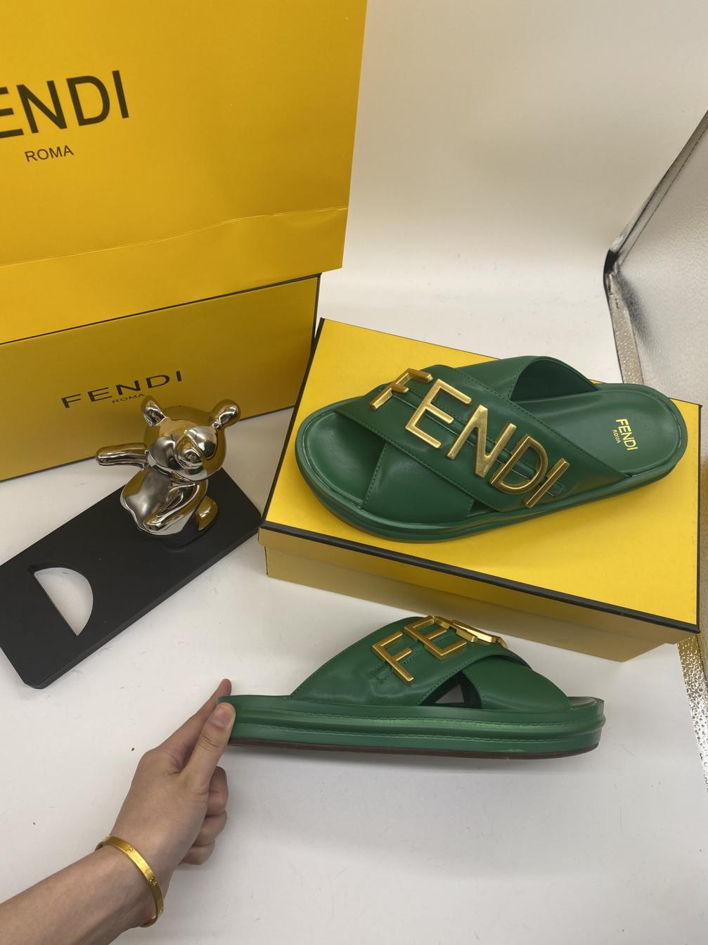FENDI leather flat slippers