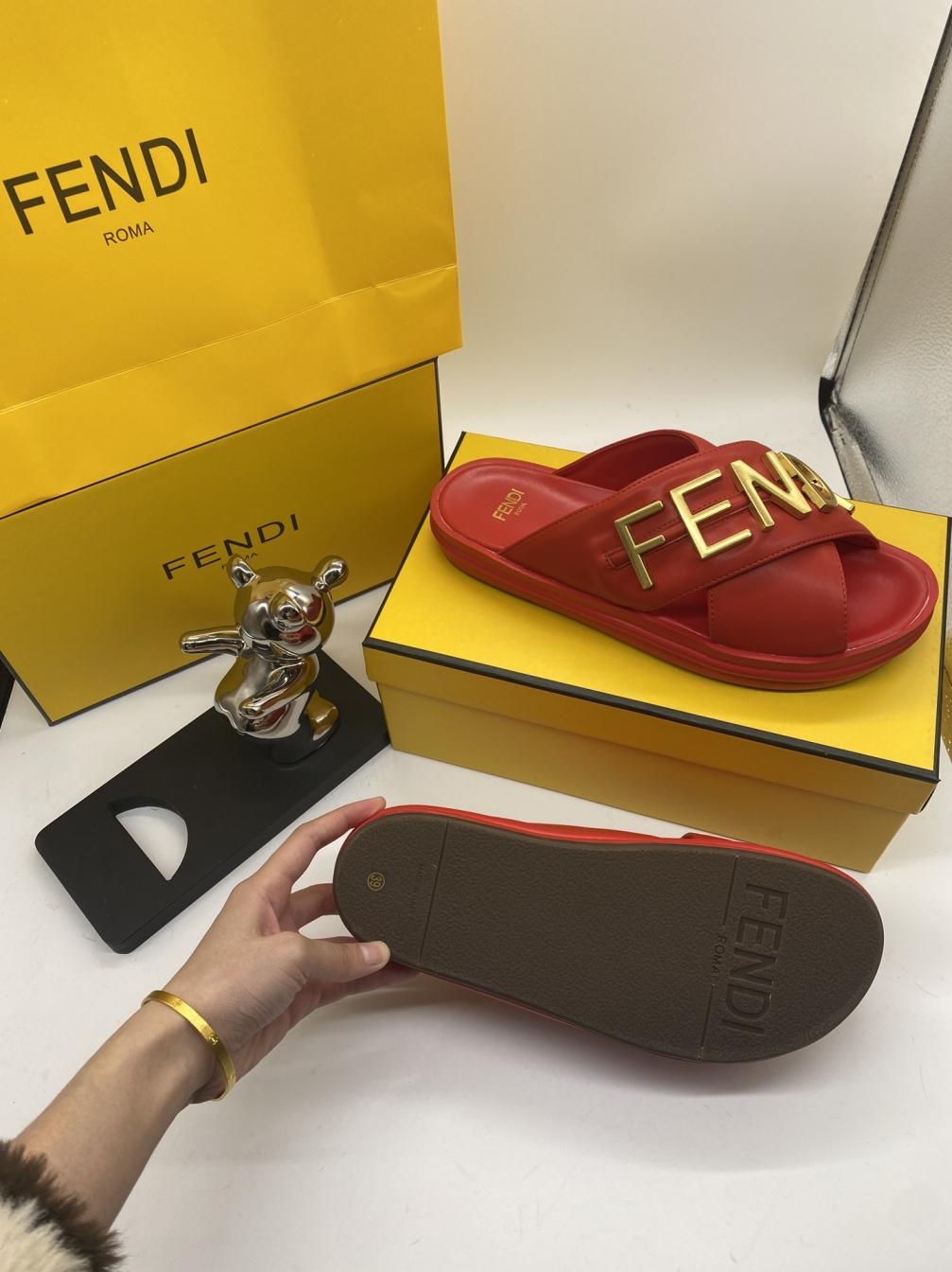 FENDI leather flat slippers