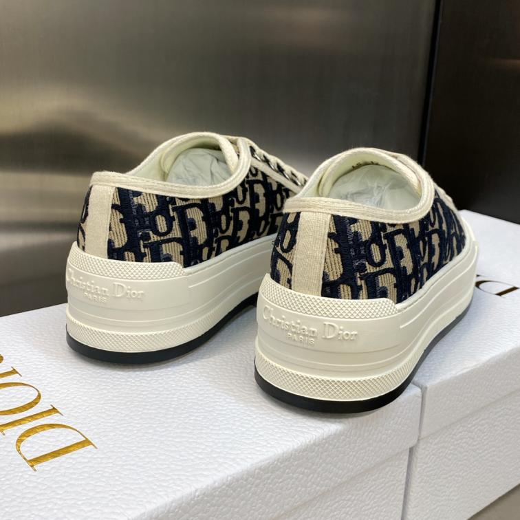 Walk’in Dior Oblique ogo flat sneaker