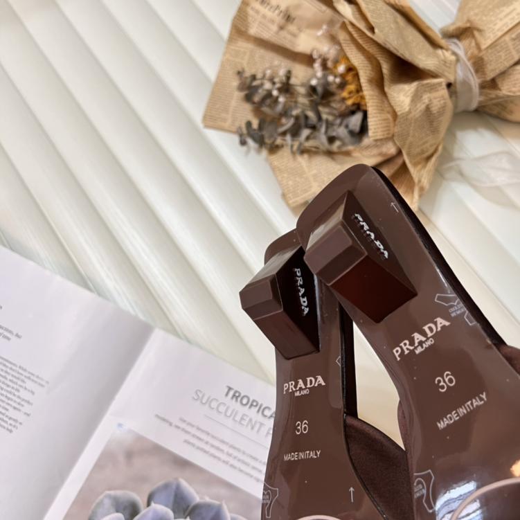 PRADA lady slippers 134129