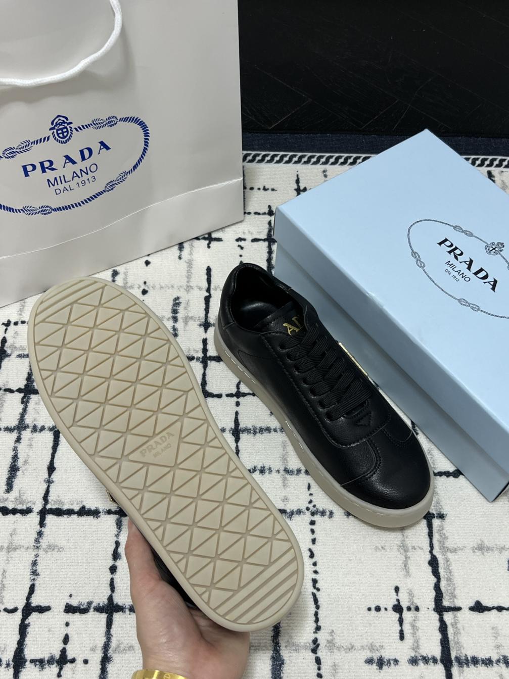 PRADA  flat leather sneaker 134168