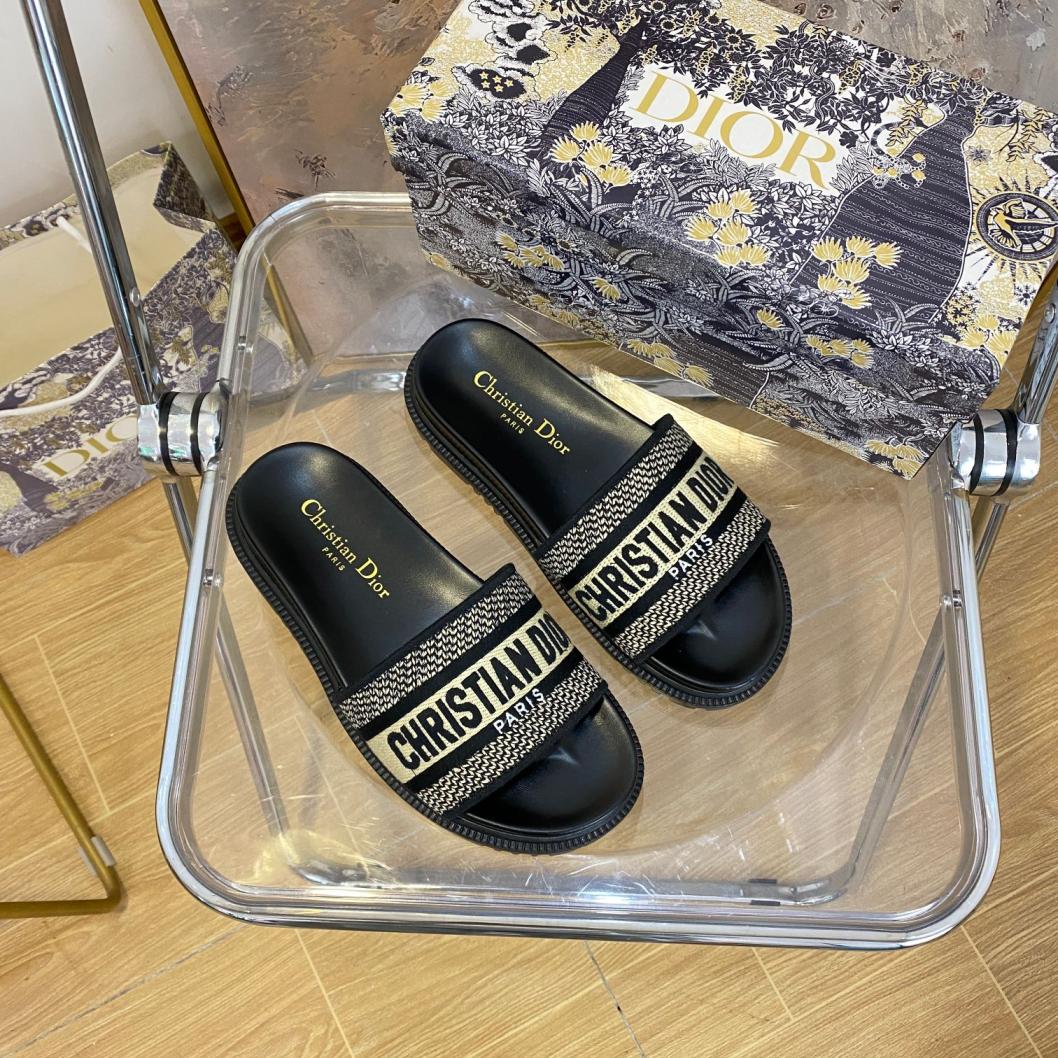 Dior slippers