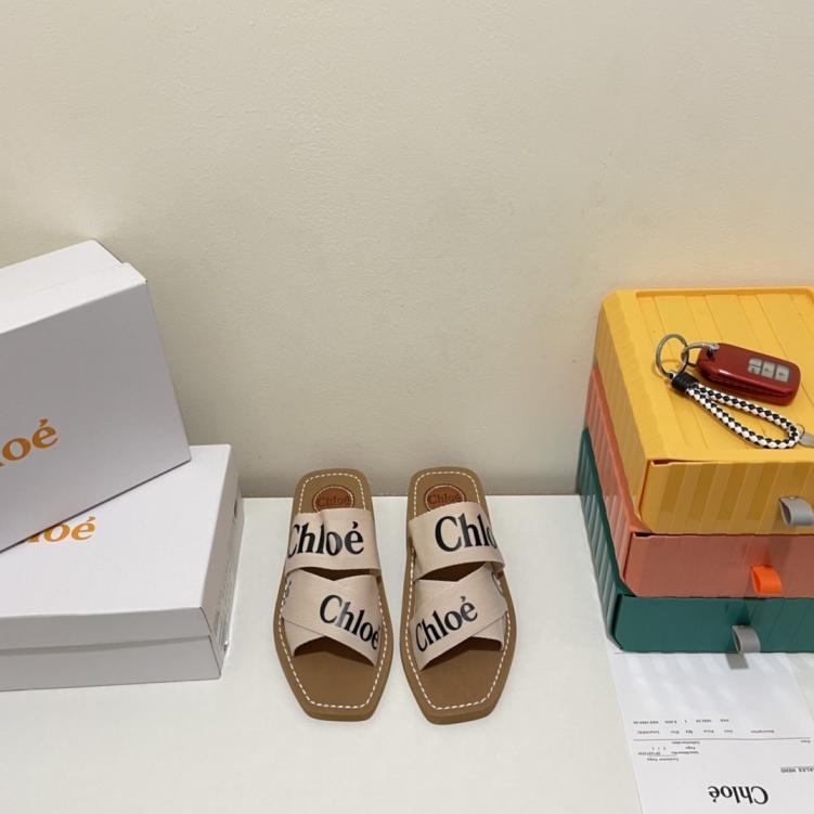 Chloe women flat slippers