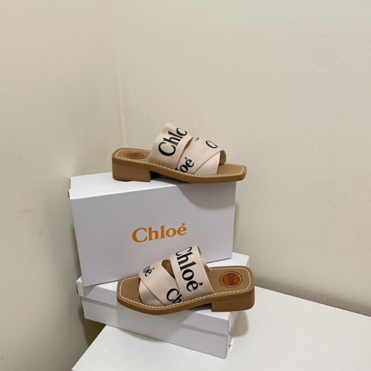 Chloe women flat slippers