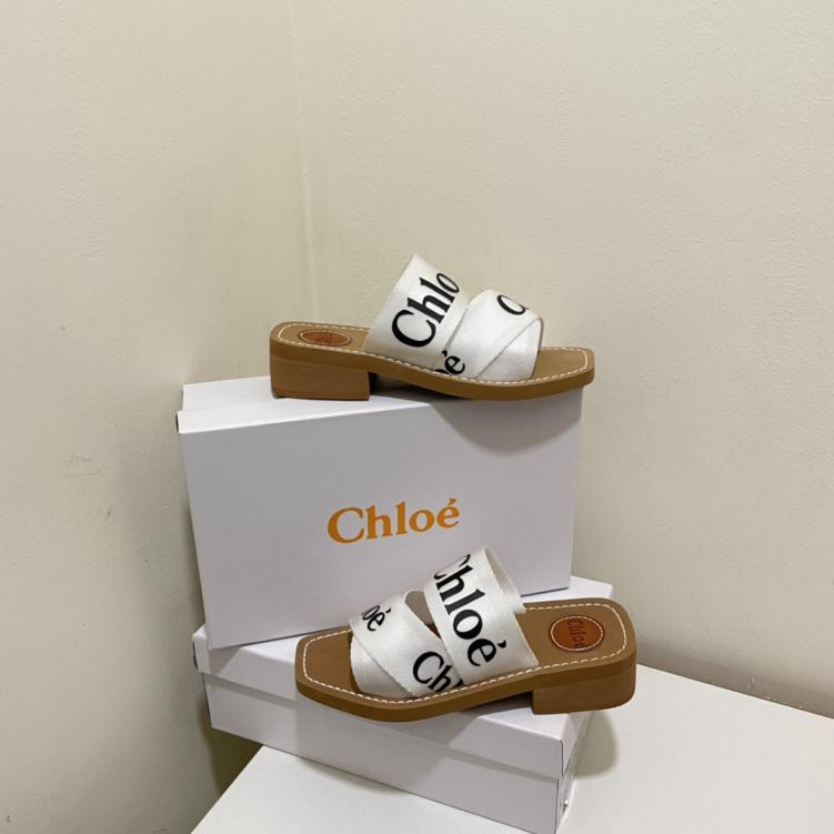 Chloe women flat slippers
