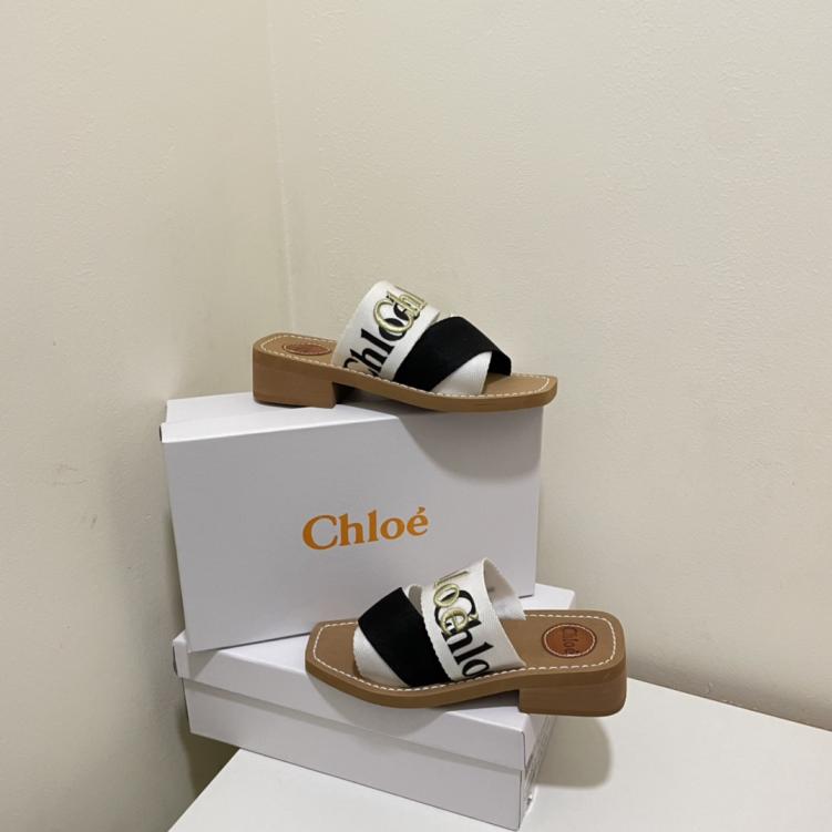 Chloe women flat slippers